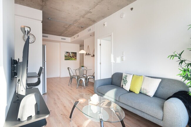 Photo - 1602 Rue Saint-Dominique Unit ID1263262P