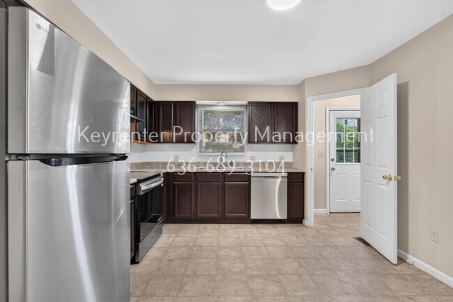 Photo - Spacious 2-Bedroom Duplex with Finished Walkout Lower Level