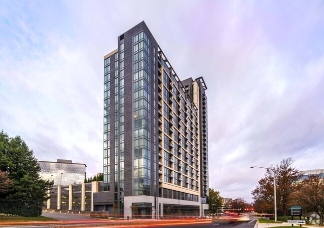 Building Photo - Nouvelle Rental