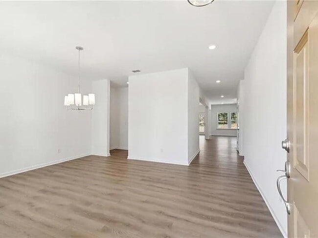 Photo - 350 Foxhill Dr