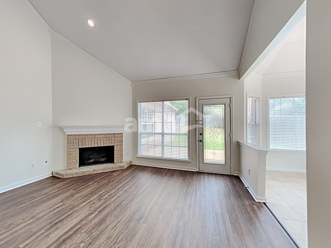 Photo - 5376 Milton Ridge Dr