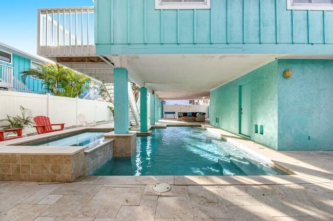 Photo - 4605 Gulf Dr