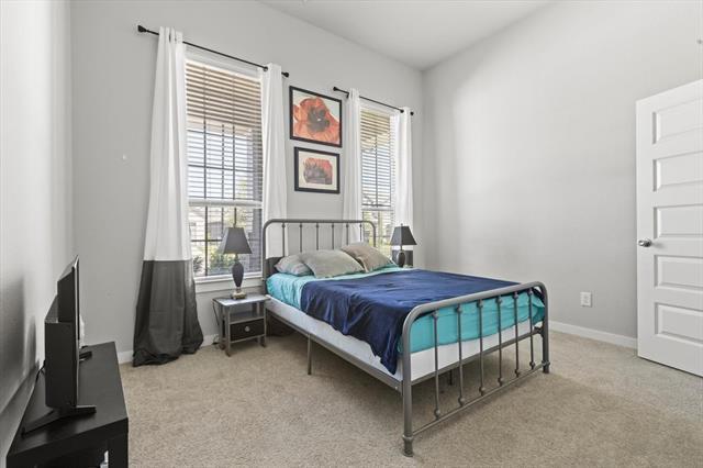 Photo - 1526 Calcot Ln