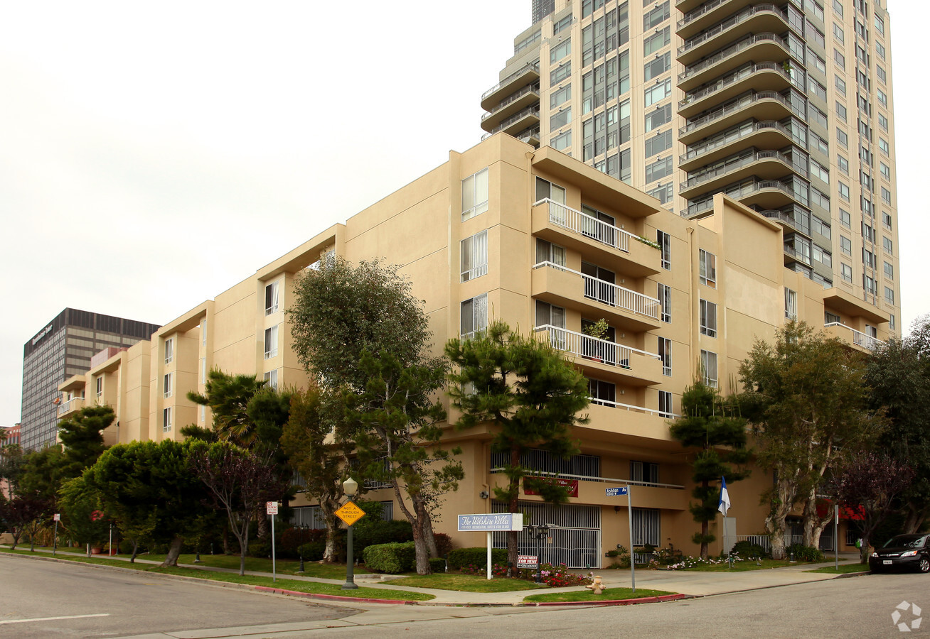 Wilshire Villa Apartments - Wilshire Villa Apartments