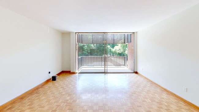 Photo - 1300 Queens Rd Unit 309