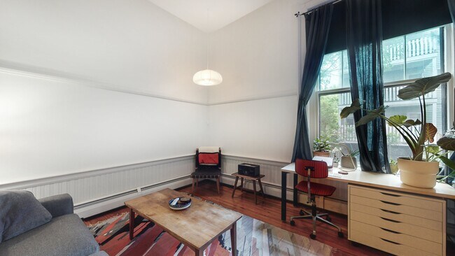 Photo - 25 Atherton St Unit 2