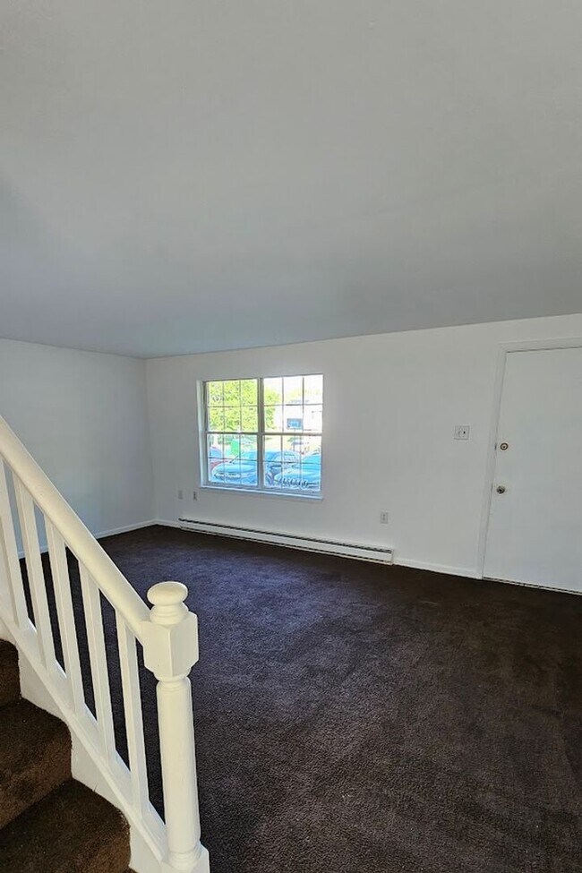 Photo - 173 Ashford Dr