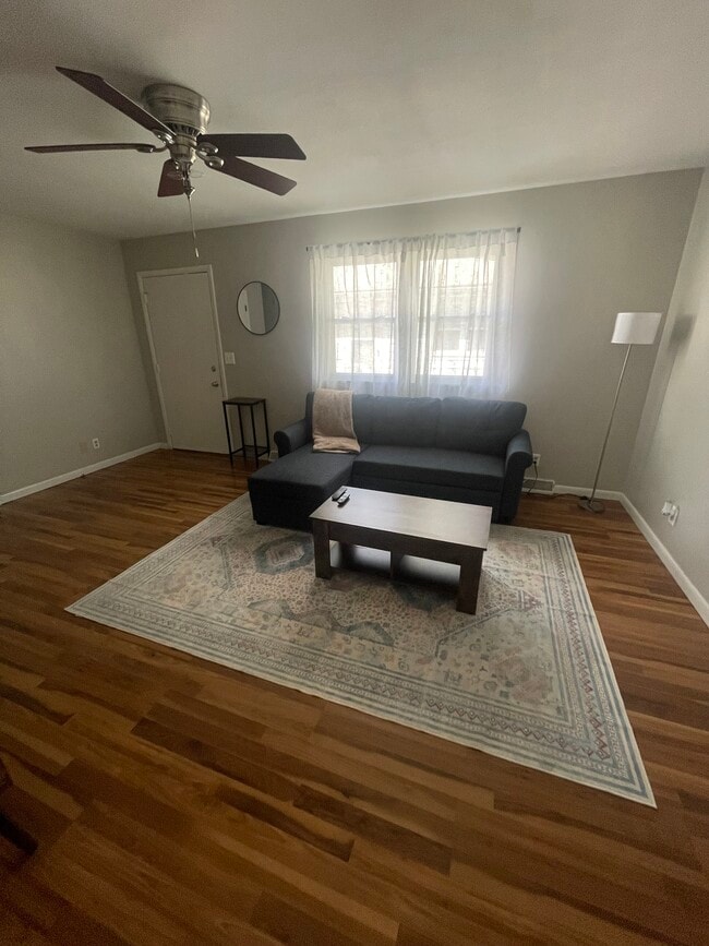 Photo - 1024 N Jefferson St