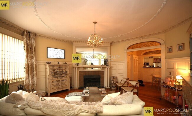 Photo - 306 Commonwealth Ave