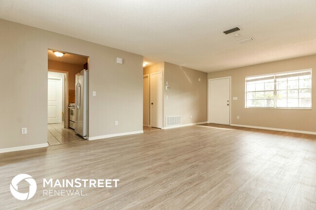 Photo - 4560 Chamber Ct