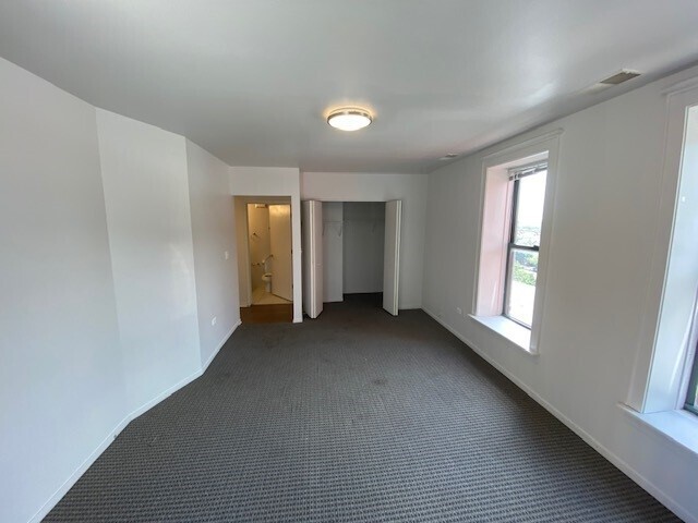 Photo - 30 E Roosevelt Rd