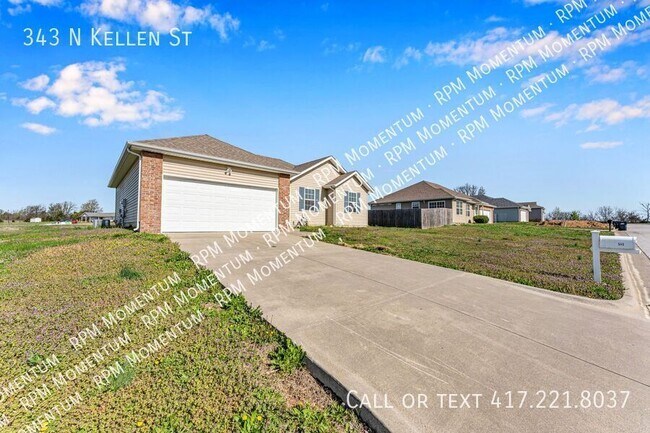 Photo - 343 Kellen St