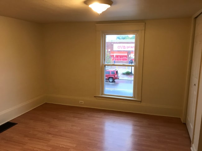 Photo - 727 W Ganson St Unit 2