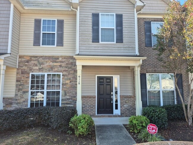Building Photo - 3 bedrooms 2.5 Bath Rental