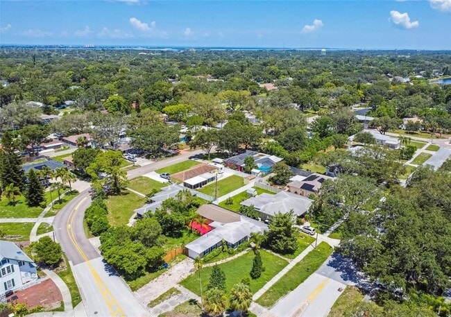 Photo - 210 Baker Ave