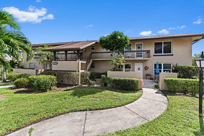 Photo - 13715 Via Aurora Unit D