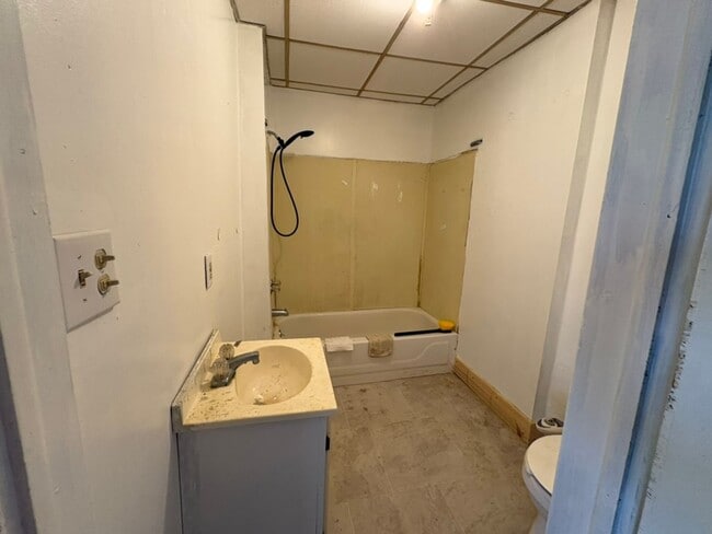 Photo - 810 Virginia Ave Unit 810