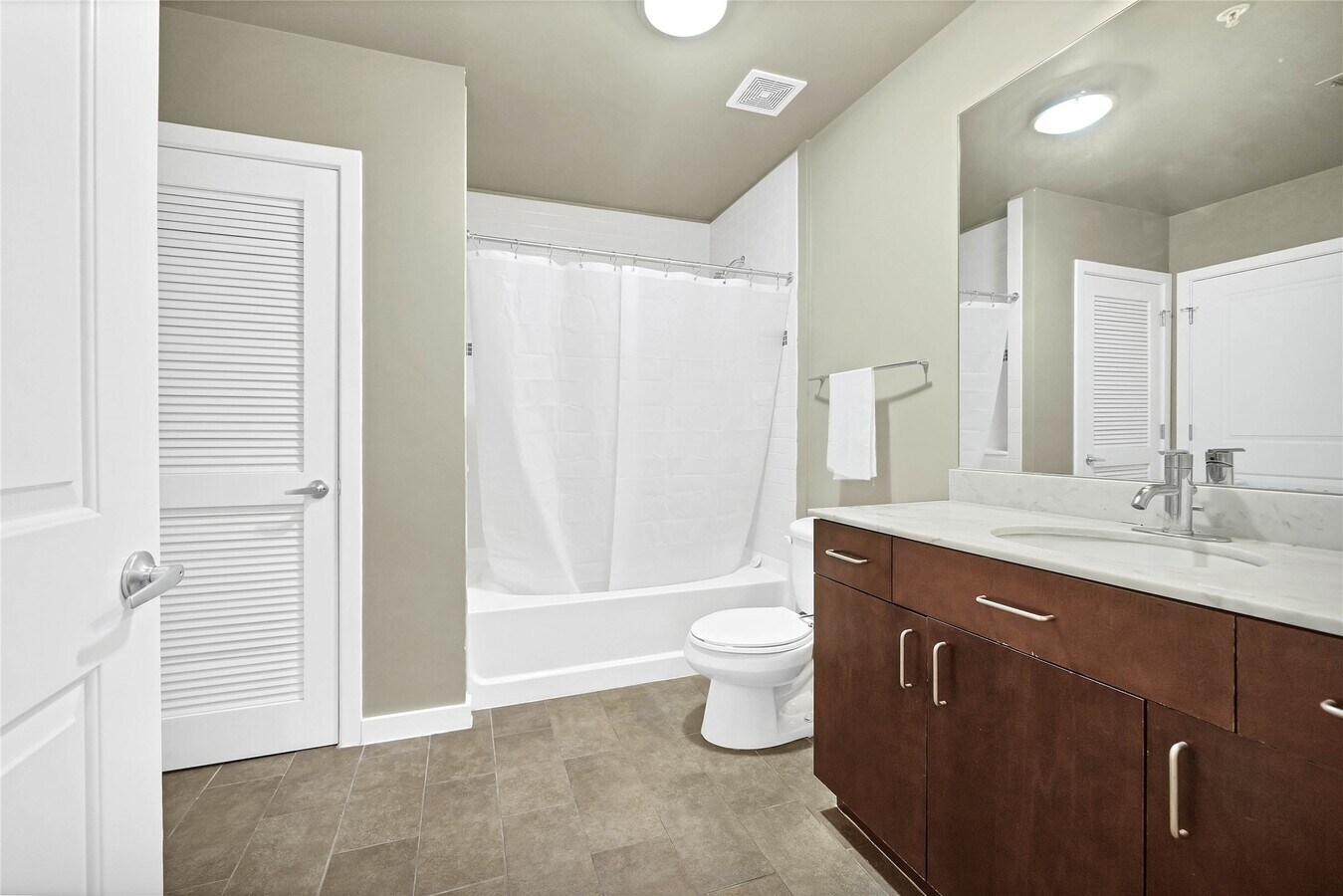 Photo - 5925 Almeda Rd Unit 10713