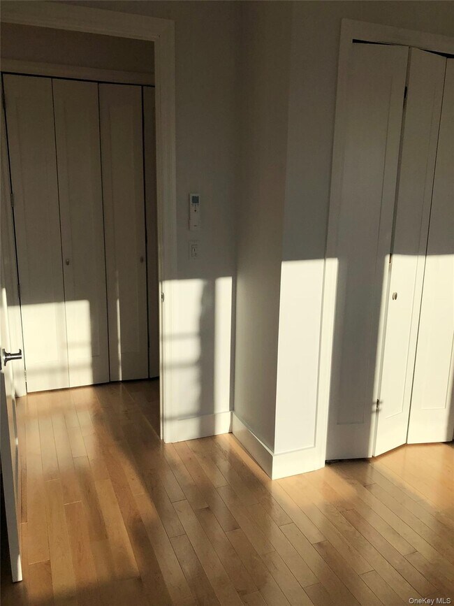 Photo - 10-46 Jackson Ave Unidad 8C