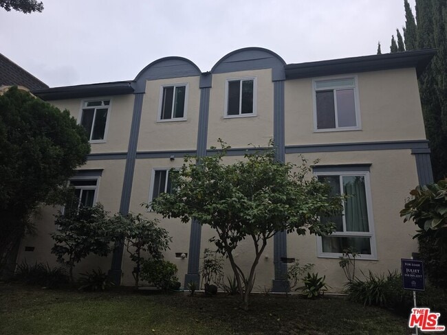 Building Photo - 127 N Clark Dr Rental