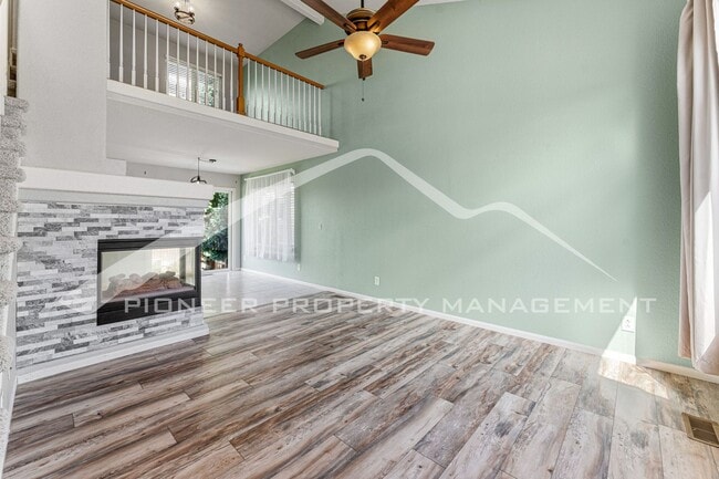 Photo - Stunning Home with Washer/Dryer and Central AC