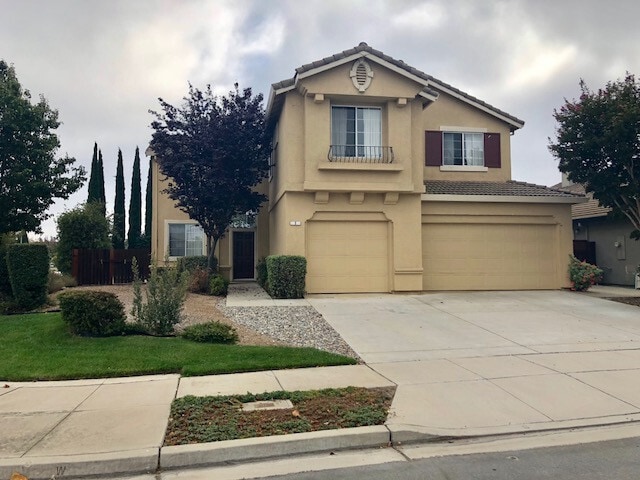 Clean 4 Bedroom, 2.5 Bath Home with 3 Car ... - Clean 4 Bedroom, 2.5 Bath Home with 3 Car ...