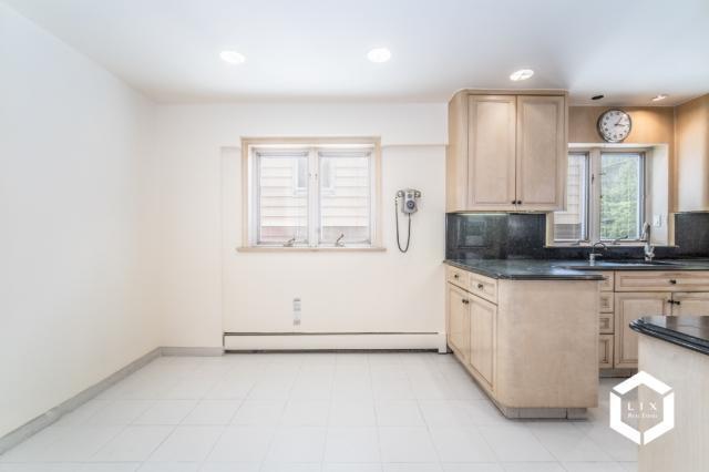 4 bedroom in BROOKLYN NY 11230 - 4 bedroom in BROOKLYN NY 11230 Condo Unit 2