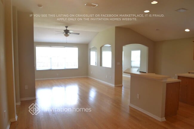 Photo - 1021 Torreya Way