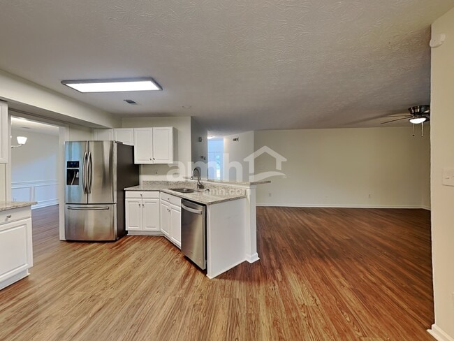 Photo - 555 Fosters Mill Ln NW