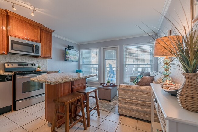 Building Photo - 10811 Termini-San Luis Pass Rd Unit 1117