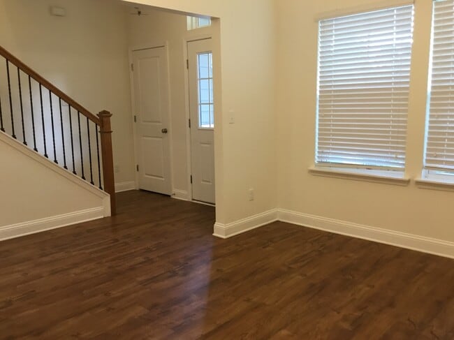 Photo - 5627 Long Marsh Dr