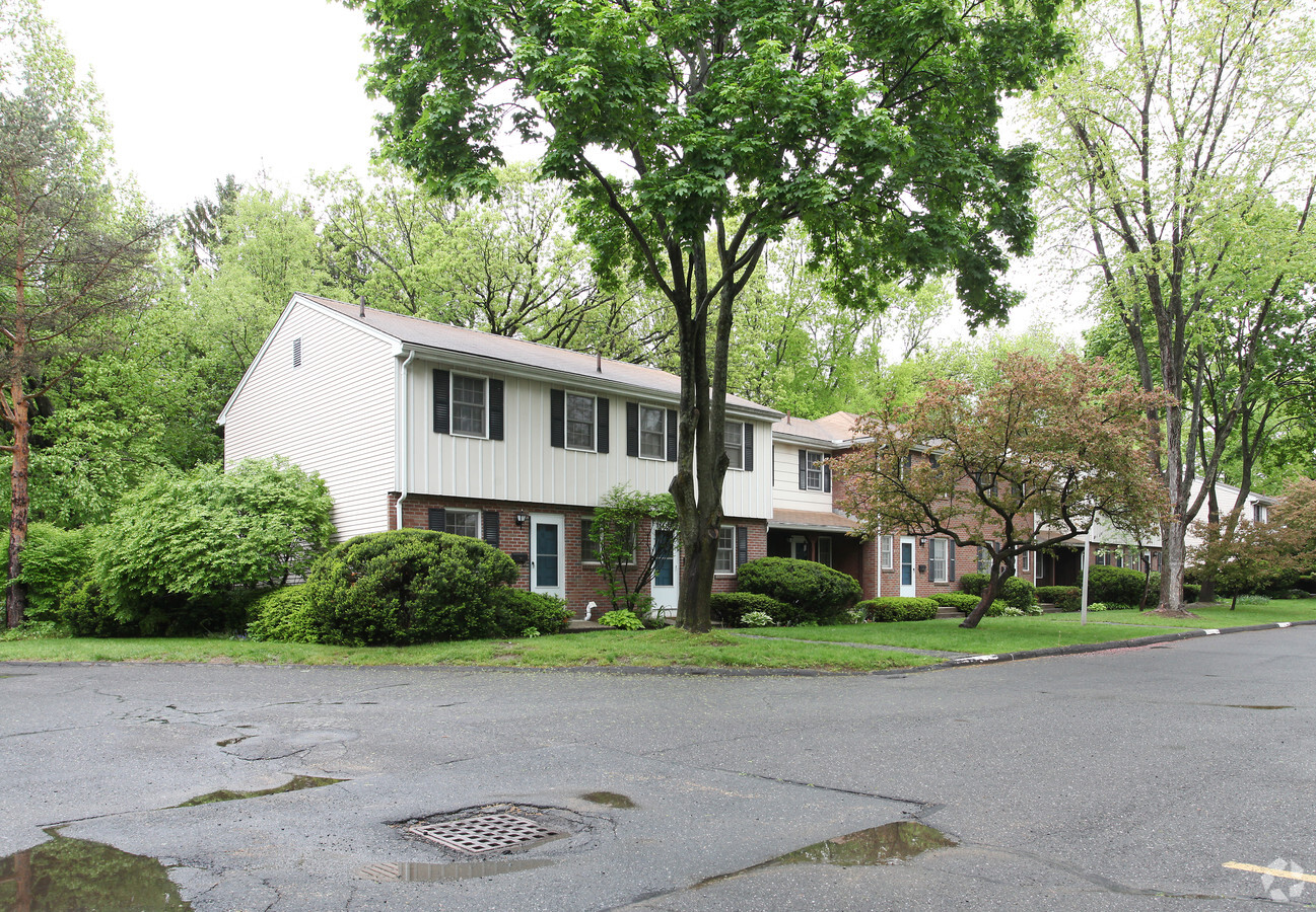 Photo - Aster Fields Apartments