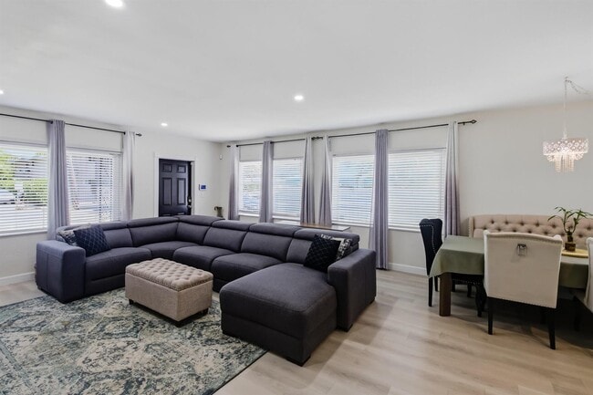 Photo - Northeast 17th Terrace, Fort Lauderdale, FL 33304 - 2 BR 2 BA house