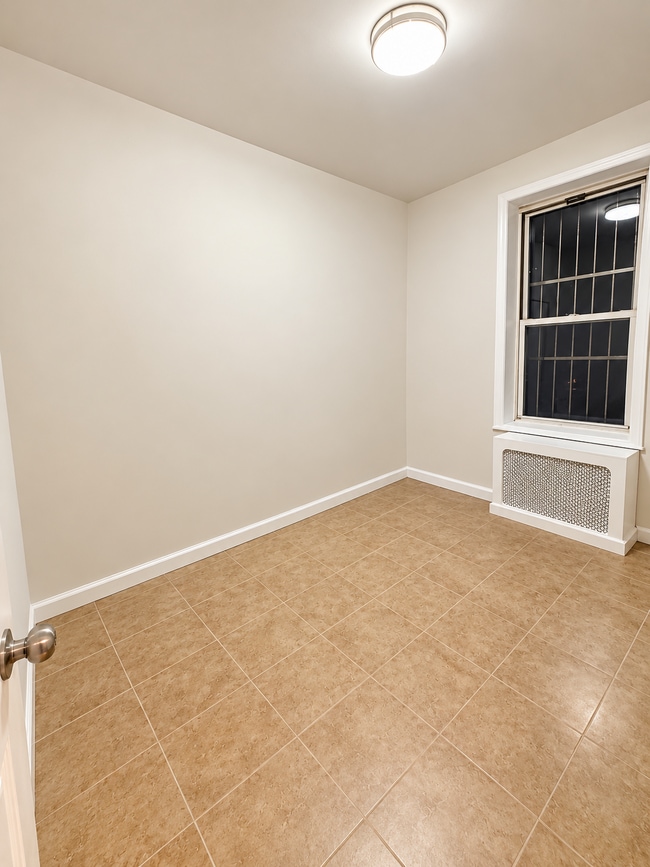 3912 9th Ave Unit 2nd FL Rear