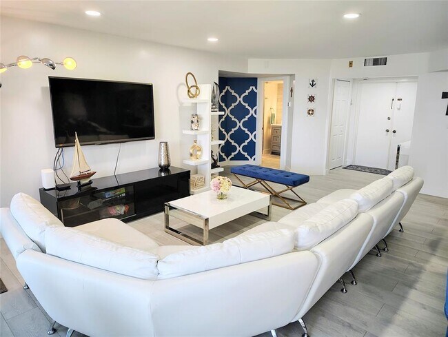 Photo - 1340 S Ocean Blvd