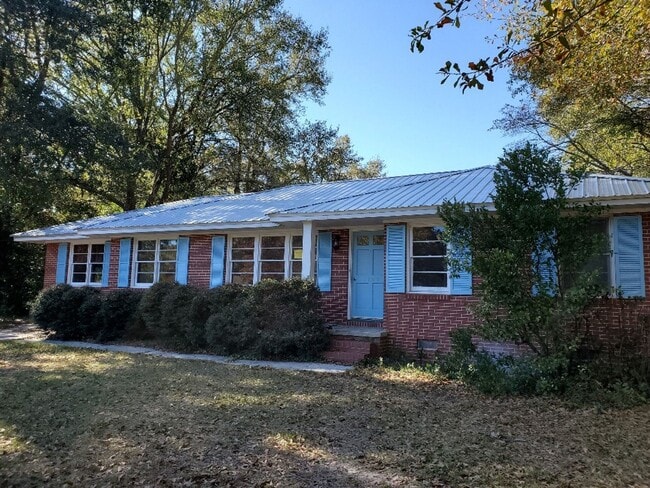 Photo - 1120 Edgewood Dr House