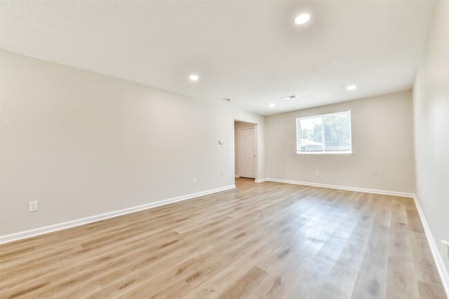 Photo - 515 Bellmar Ln