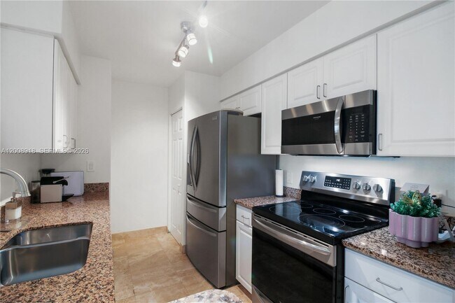 Photo - 1155 Brickell Bay Dr Unit 805