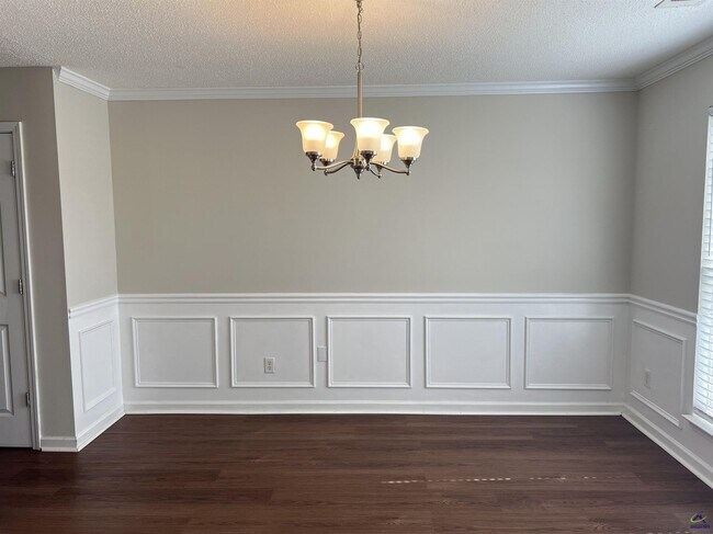 Photo - 401 Timberwind Dr