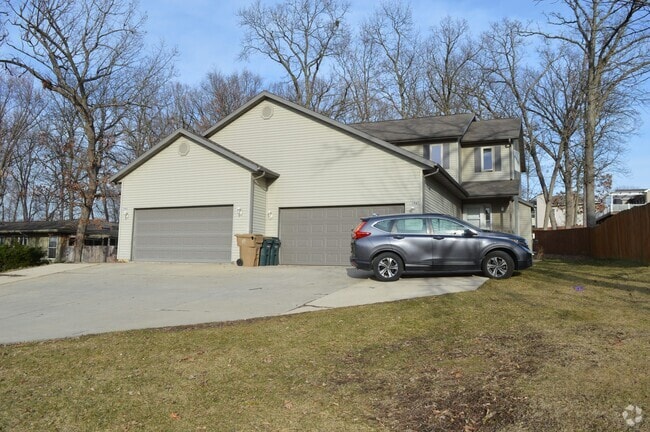 Building Photo - 1043 N Thompson Dr Rental