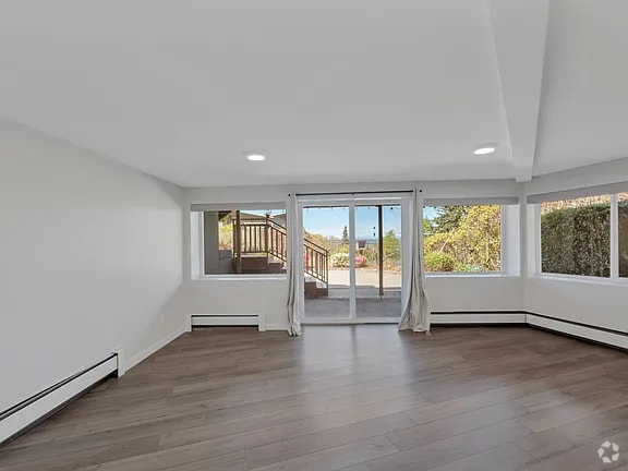 Building Photo - 18217 3rd Pl SW Rental