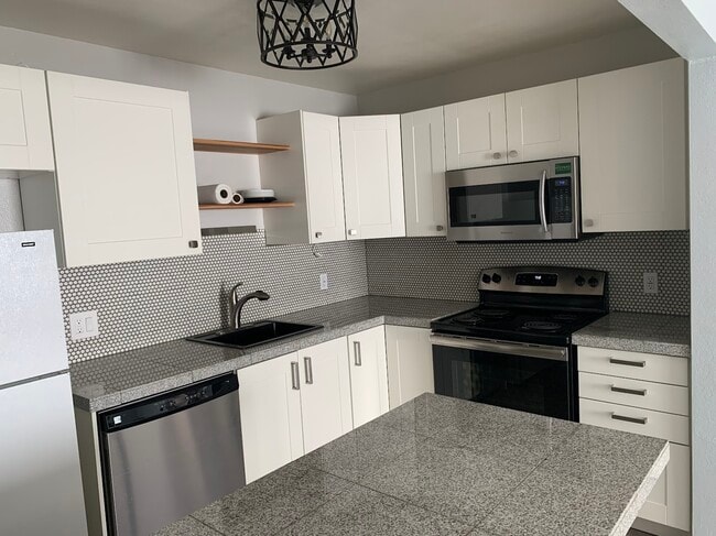 Photo - 1200 S Riordan Ranch St Unit 93