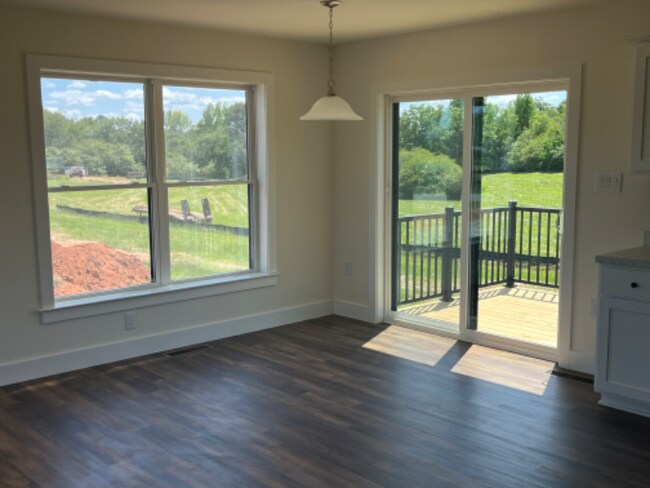 Photo - 220 Hogan Rd