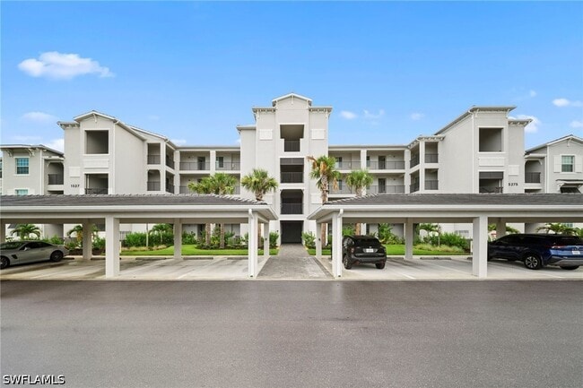 Building Photo - 15275 Grn Acrs Ave Unit 328