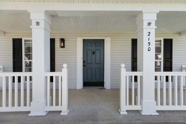 Photo - 2150 Blake Dr