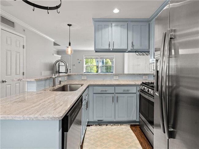 Photo - 2232 Dunseath Ave NW