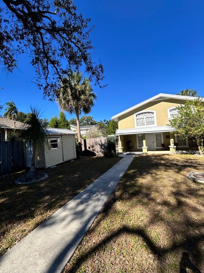 Photo - 203 W Crest Ave Unit 203 W Crest B