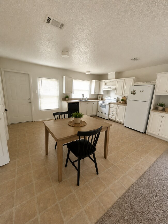 Photo - 11810 Greenglen Dr