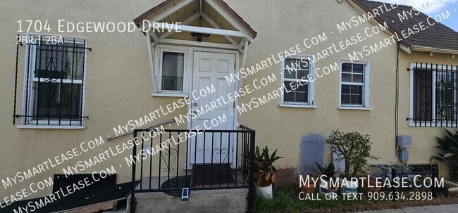 Photo - 1704 Edgewood Dr