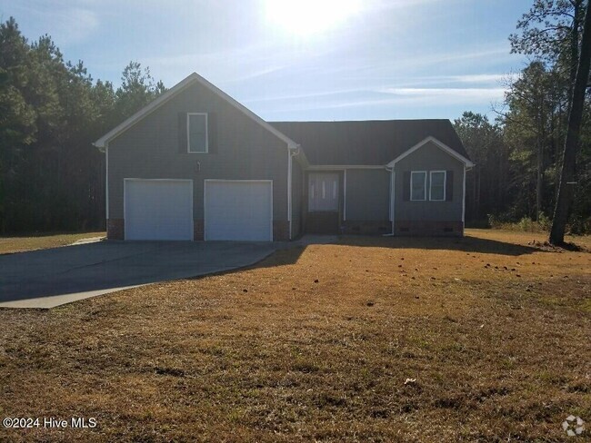 Building Photo - 1698 Soundneck Rd Rental